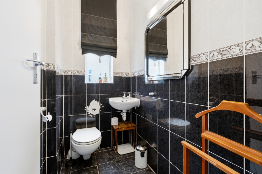 5 Bedroom Property for Sale in Pinelands Western Cape